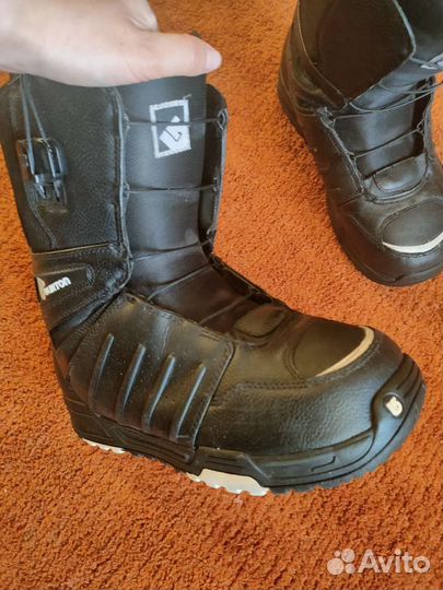 Сноубордические ботинки burton 42,5