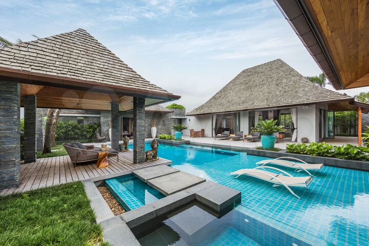 Дом 560 м² на участке 702 м² (Таиланд)