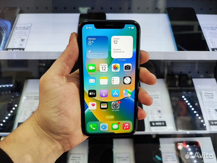 iPhone Xr, 64 ГБ
