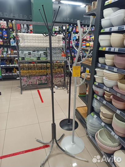 Вешалка напольная