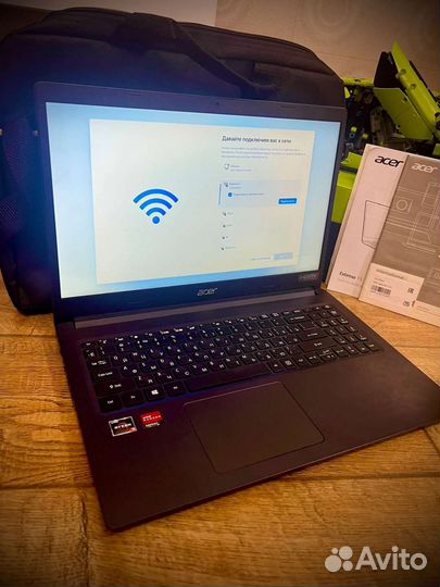 Свежий Acер ryzen 3250U 8gb SSD500gb video 2gb