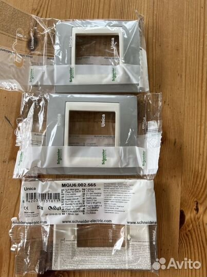 Рамки Schneider Electric Unica, Unica Top