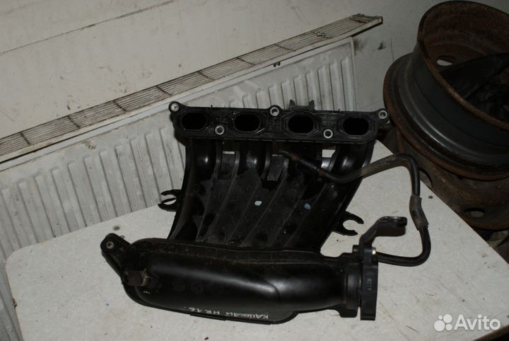 Впускной коллектор Nissan Qashqai J10 пластик