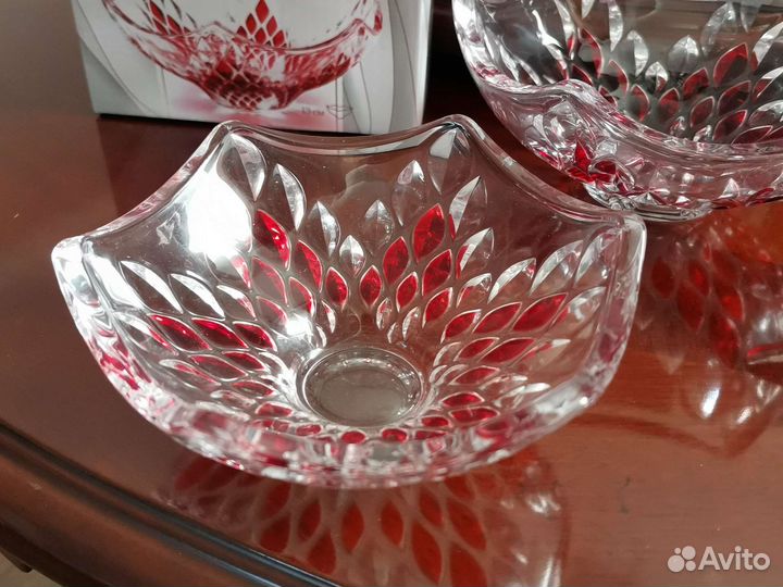 Салатник, блюдо, посуда для сервировки стола