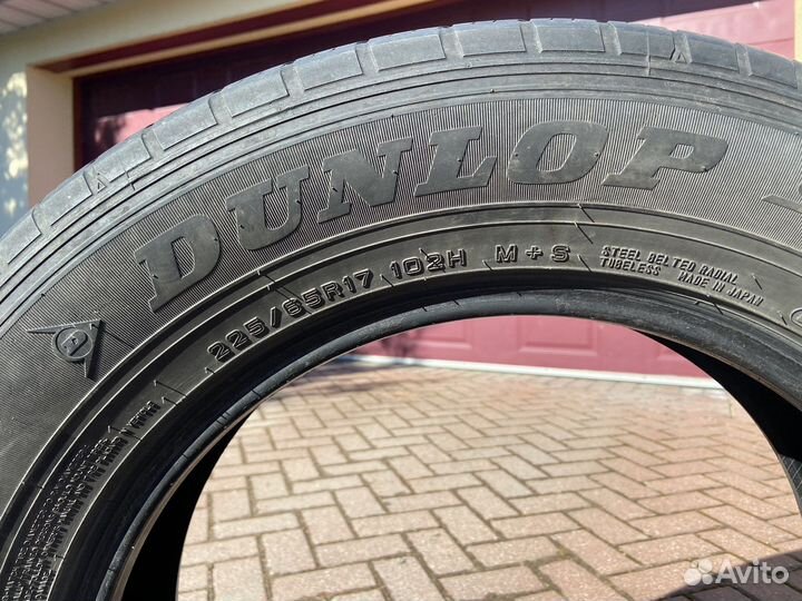 Dunlop Grandtrek AT30 225/65 R17