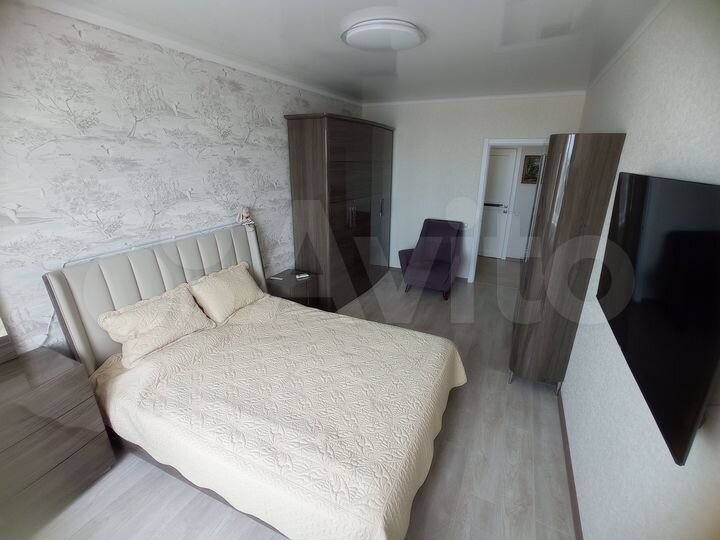 2-к. квартира, 67 м², 15/18 эт.