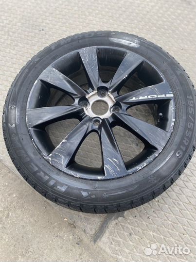 Колесо на hundai solaris