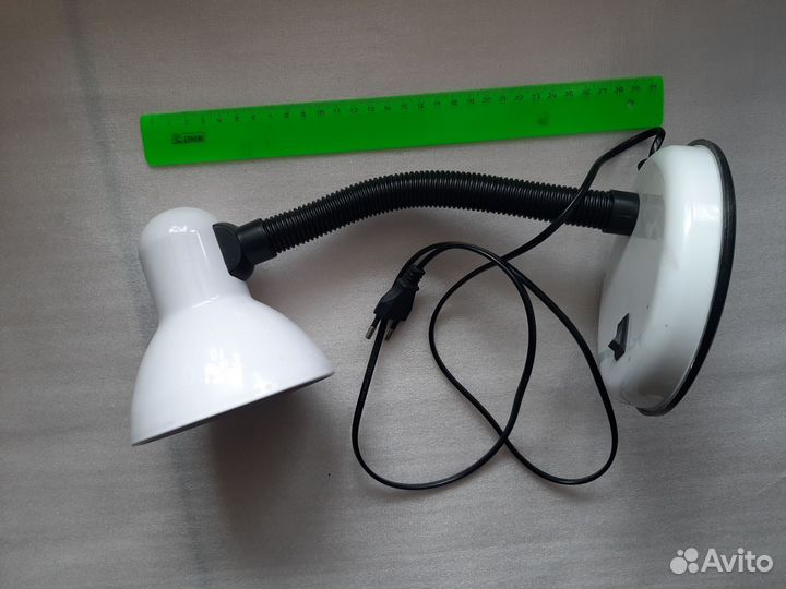 Лампа настольная