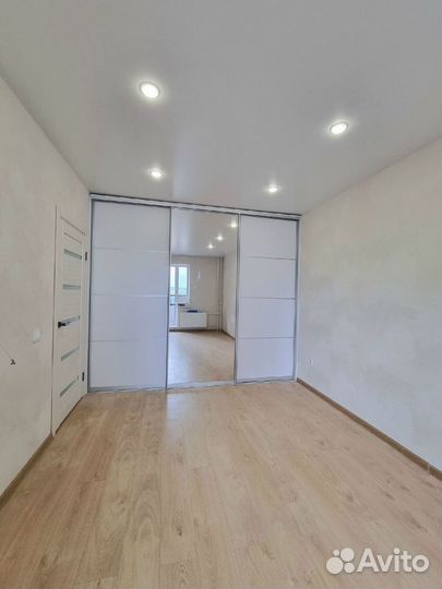 Стенка в гостиную