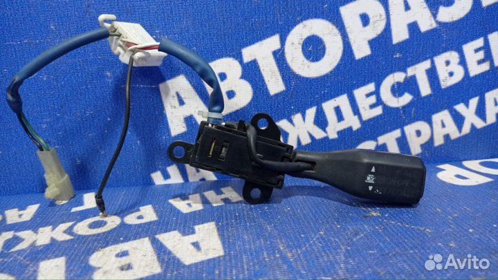 Переключатель круиз-контроля Toyota Land Cruiser