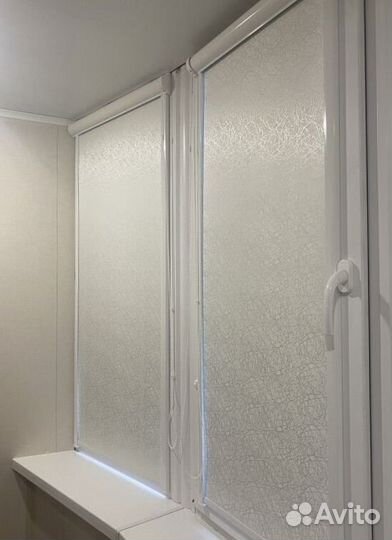 Рулонные шторы блэкаут в коробе U3143