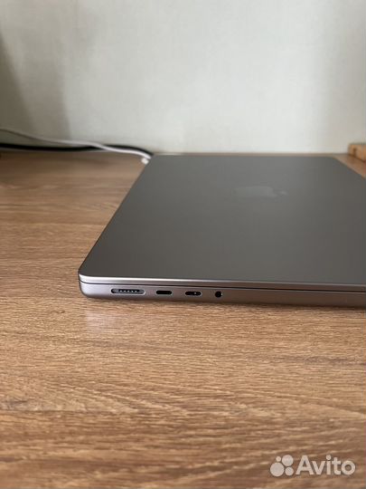 Apple macbook pro 14 m1 16gb 512gb