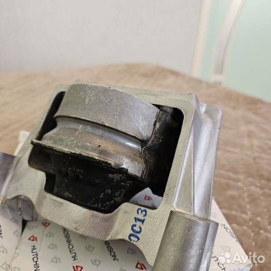 Опора двигателя правая форд транзит