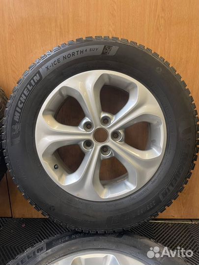 Колеса в сборе Kia Sorento 235/65R17