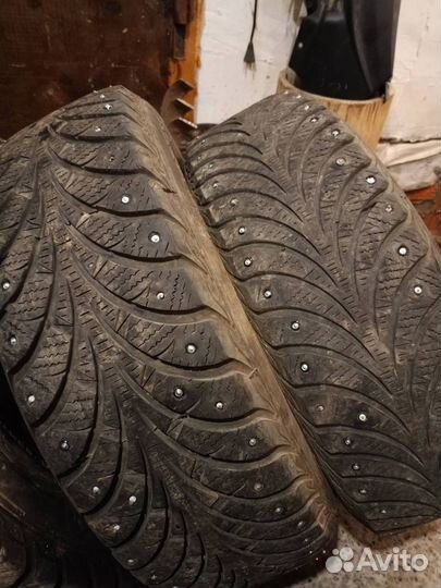 Sava Eskimo Stud 195/95 R15 30H