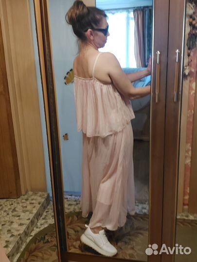 Платье нарядное легкое