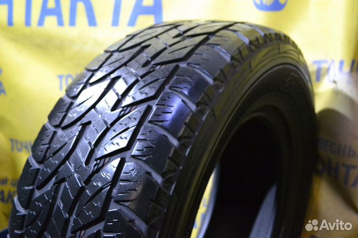 Bridgestone Dueler A/T 275/65 R17