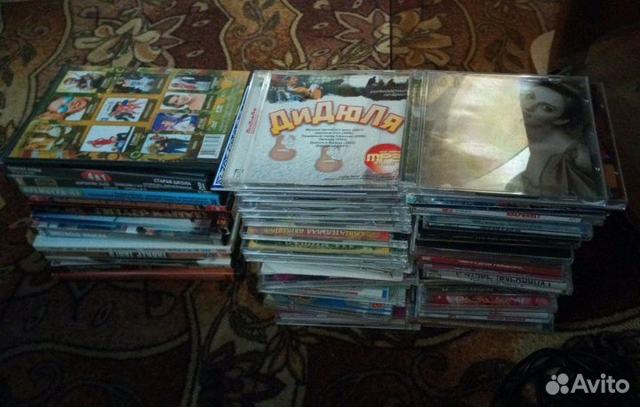 Музыкальные CD,караоке,dvd фильмы разных жанров