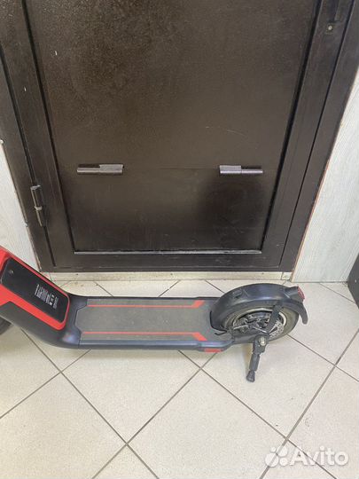 Электросамокат hiper model x