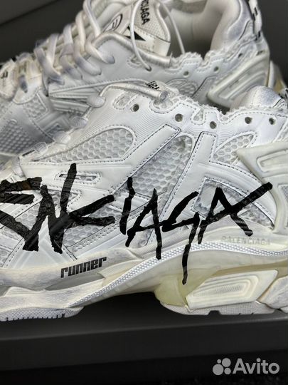 Кроссовки Balenciaga Runner Graffiti white