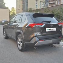 Toyota RAV4 2.5 AT, 2019, 20 000 км, с пробегом, цена 3 980 000 руб.