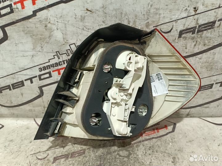 Фонарь BMW 1-series E81 E87 1742 LED 2 модель левый 63217181297 KA9261