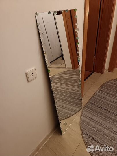 Зеркало настенное бу