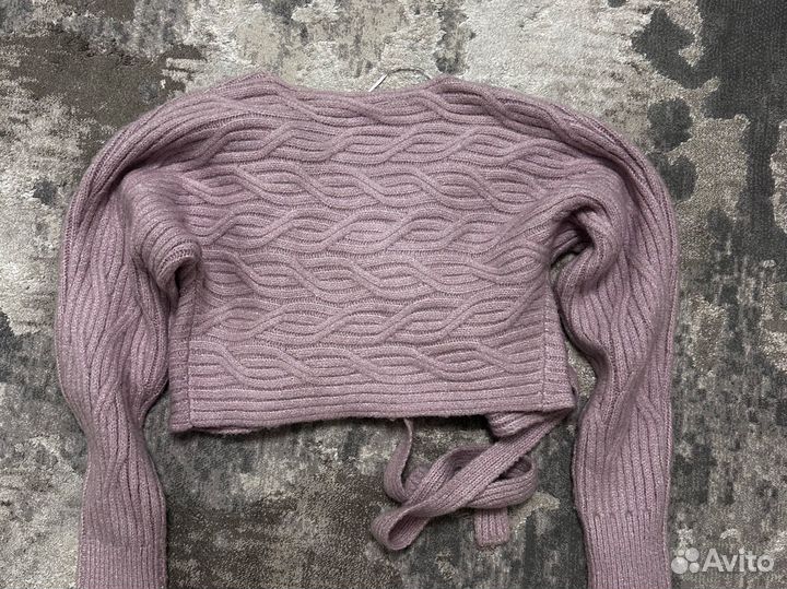 Свитер кофта