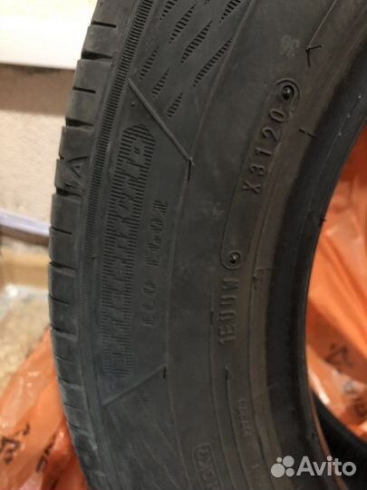 Goodyear EfficientGrip 165/70 R14