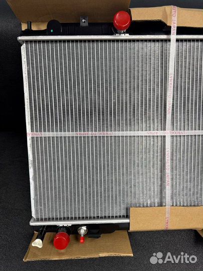 Радиатор охлаждения Nissan Xtrail NT30