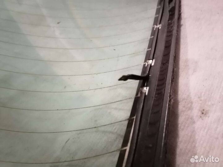 Стекло кузовное заднее Audi 100,A6 C4