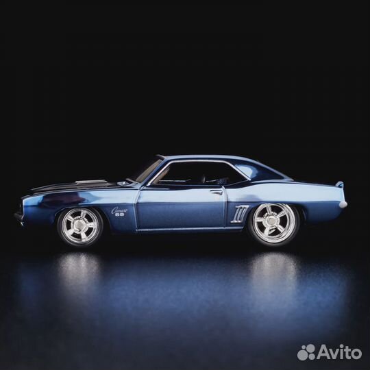 Hot Wheels Chevy Camaro 1969 SS Blue RLC Exclusive