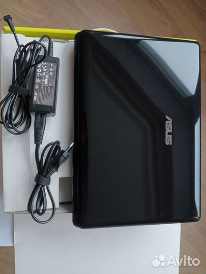 Нетбук Asus eee pc 1201N