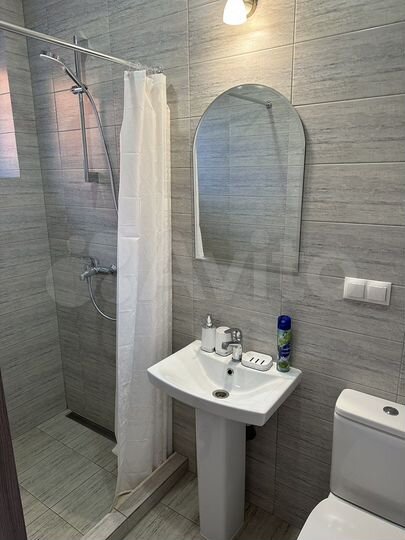 Комната 33 м² в > 9-к., 1/3 эт.