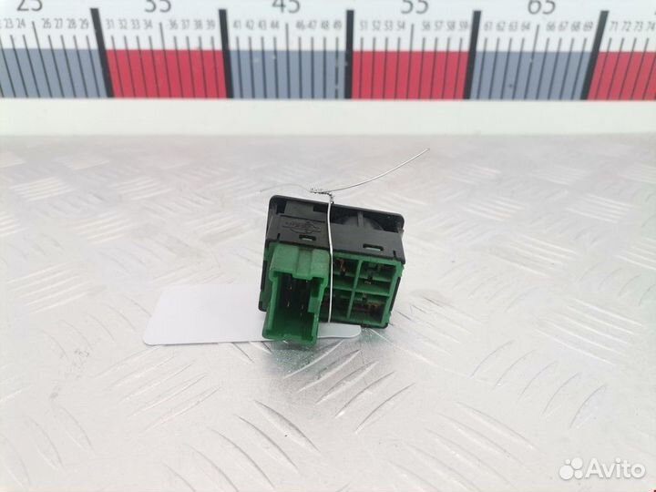 Кнопка (выключатель) Nissan Primera P11 рест. 2002