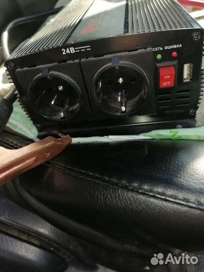 Автомобильный инвертор с24 на 220