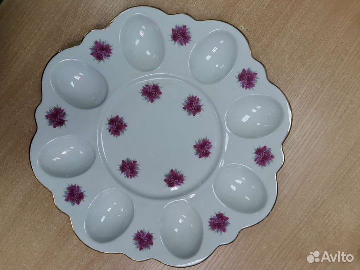 Блюдо фарфоровое для кулича и яиц на Пасху