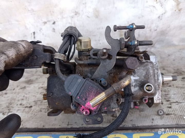 Ford Escort насос топливный высокого давления тнвд