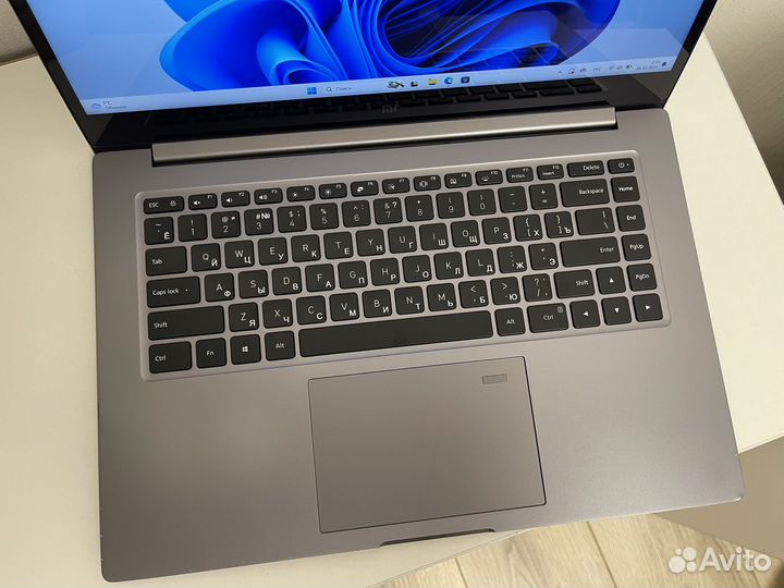 Мощный ноутбук Xiaomi Mi Notebook PRO