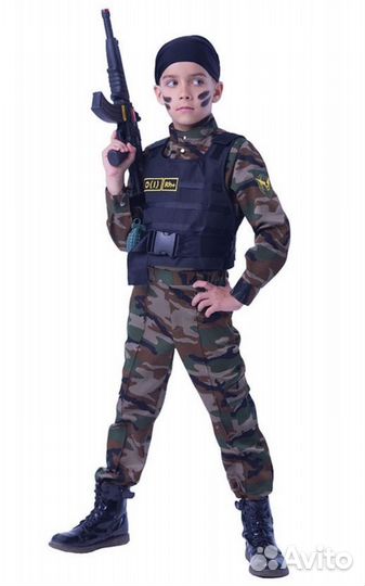 Военный костюм