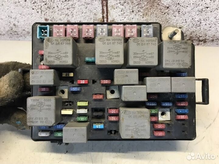 Блок предохранителей Kia Spectra седан 1.6 2006