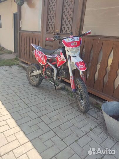Bse 125 mx red wings