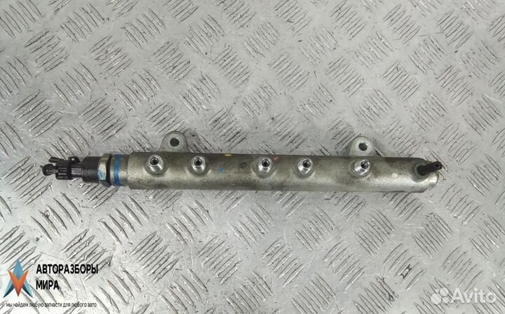 Топливная рампа Honda Civic 8 2006 16610rbde01