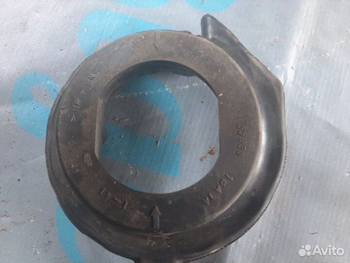 Пружина задняя Infiniti Ex35 I (S50) VQ35 2008