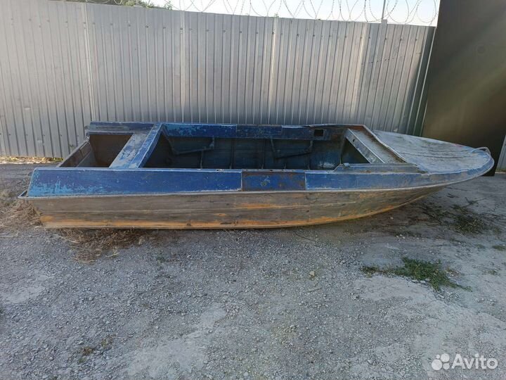 Продам лодку