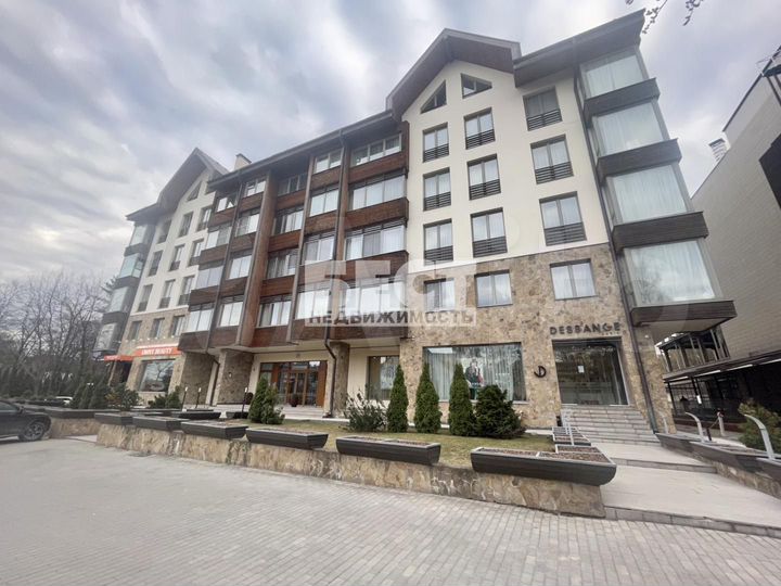 3-к. квартира, 236 м², 5/5 эт.