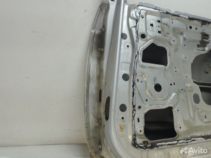 Дверь боковая задняя левая Nissan Bluebird EU14