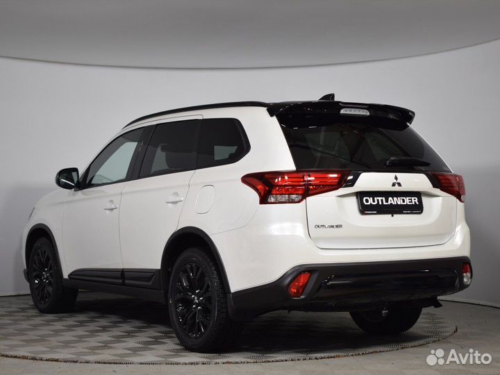 Mitsubishi Outlander 2 CVT, 2022