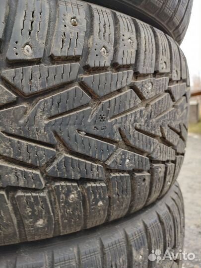 Nokian Tyres Hakkapeliitta 7 225/50 R17 98T