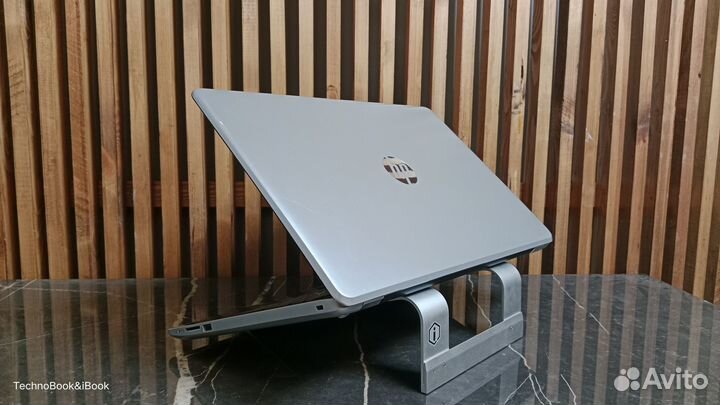 Игровой ноутбук HP 15-bw522ur на SSD